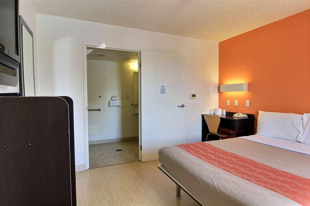 Motel 6-Swift Current, Sk Room photo