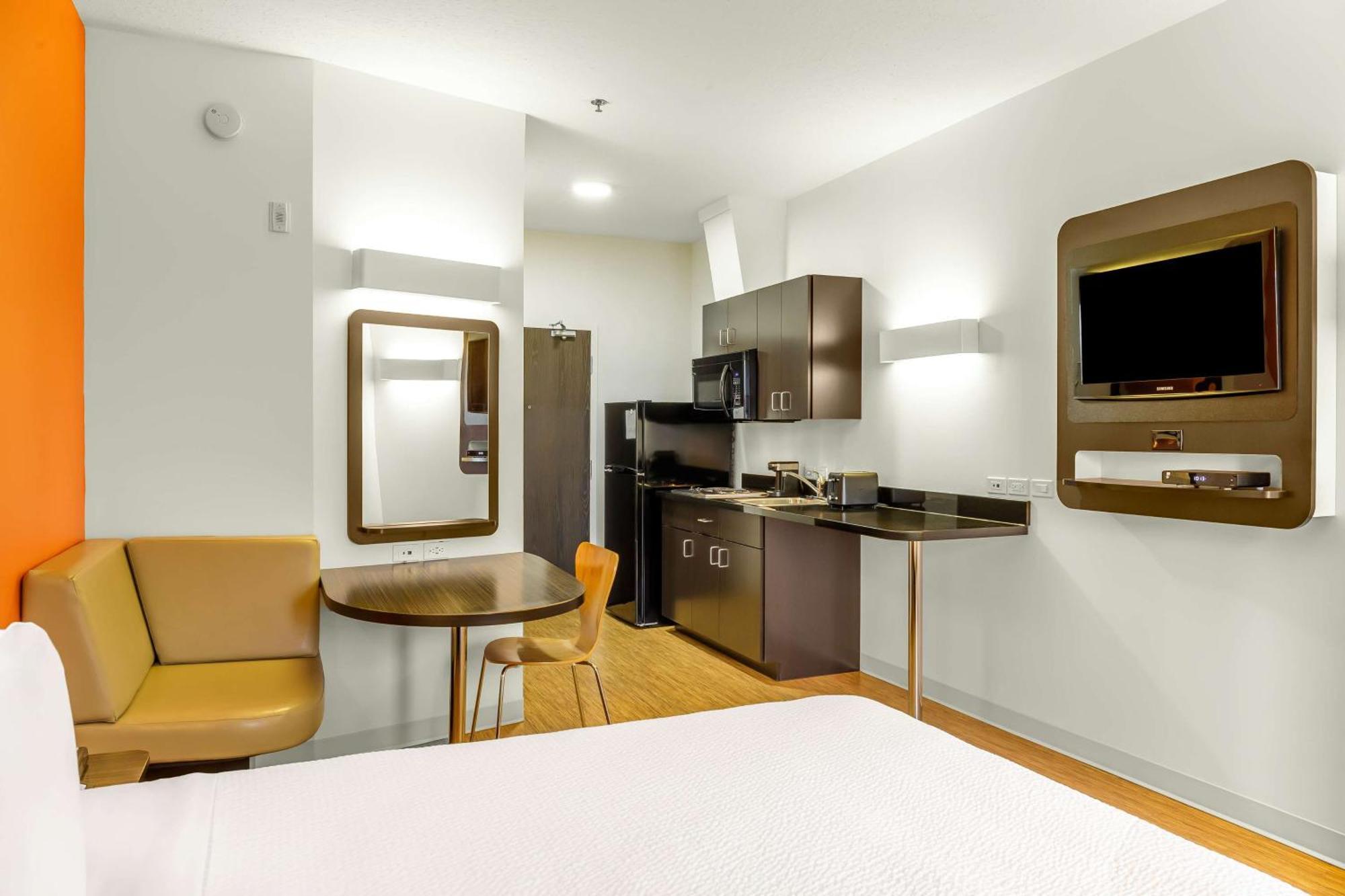 Motel 6-Swift Current, Sk Exterior photo