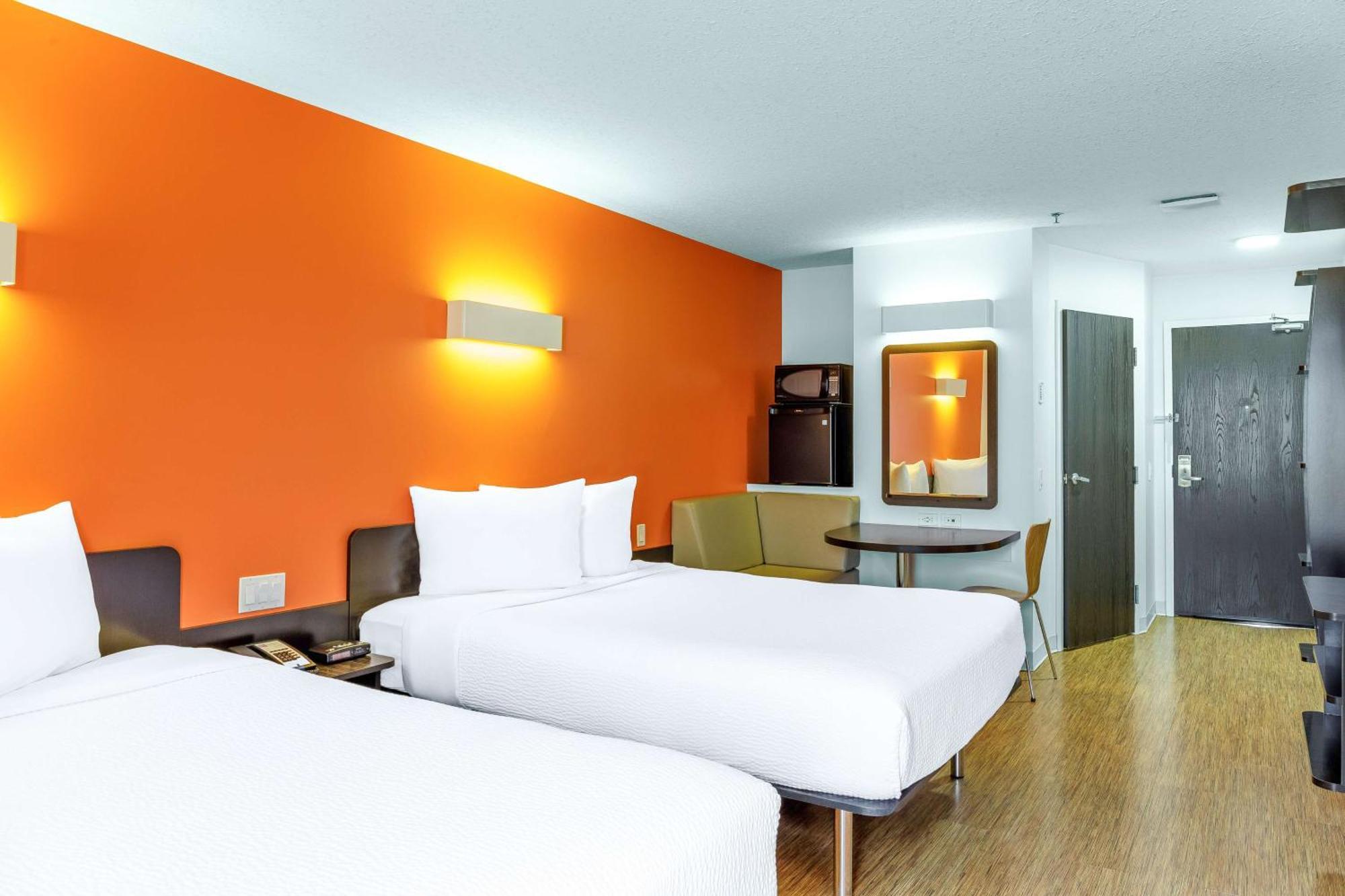 Motel 6-Swift Current, Sk Exterior photo